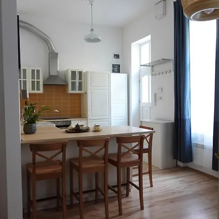Bpr Pastellion Art In Buda Apartman Budapest